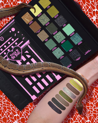 P.Louise Scary Tale Ending Halloween Palette